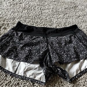 Lululemon size 6 speed up shorts